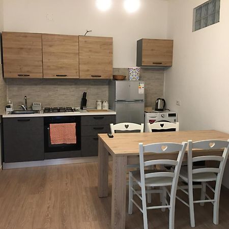 La Casa Nell'Antico Cortile Apartment Катания Екстериор снимка