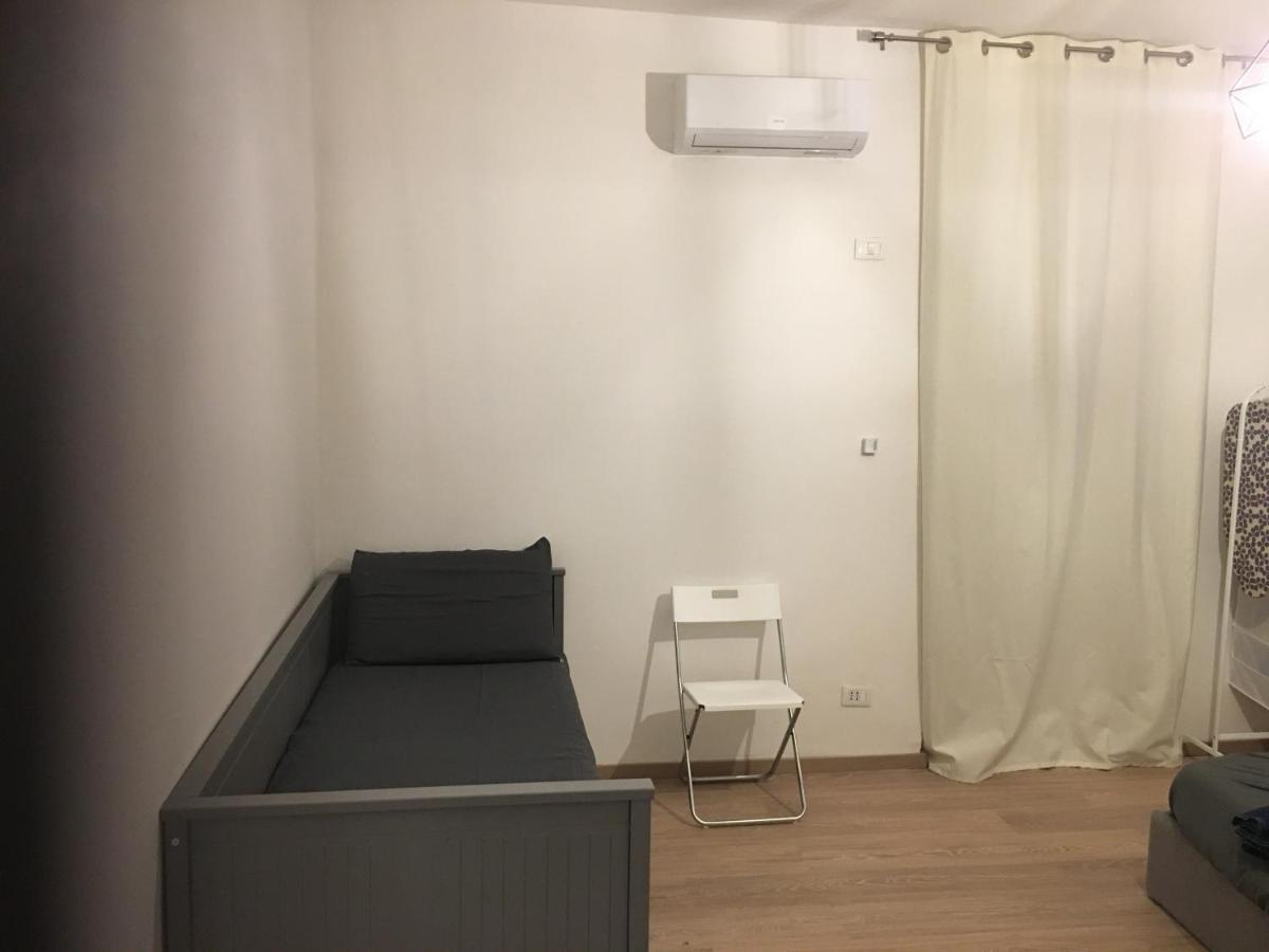 La Casa Nell'Antico Cortile Apartment Катания Екстериор снимка