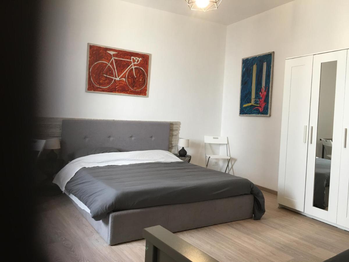La Casa Nell'Antico Cortile Apartment Катания Екстериор снимка