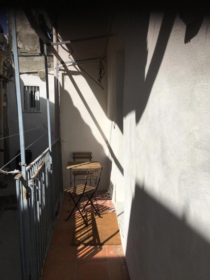 La Casa Nell'Antico Cortile Apartment Катания Екстериор снимка